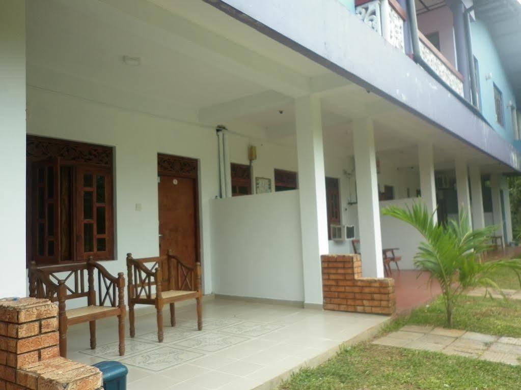 Thisara Guest House Polonnaruwa Exterior photo